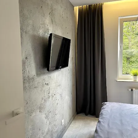 Adx24 מאלבורק